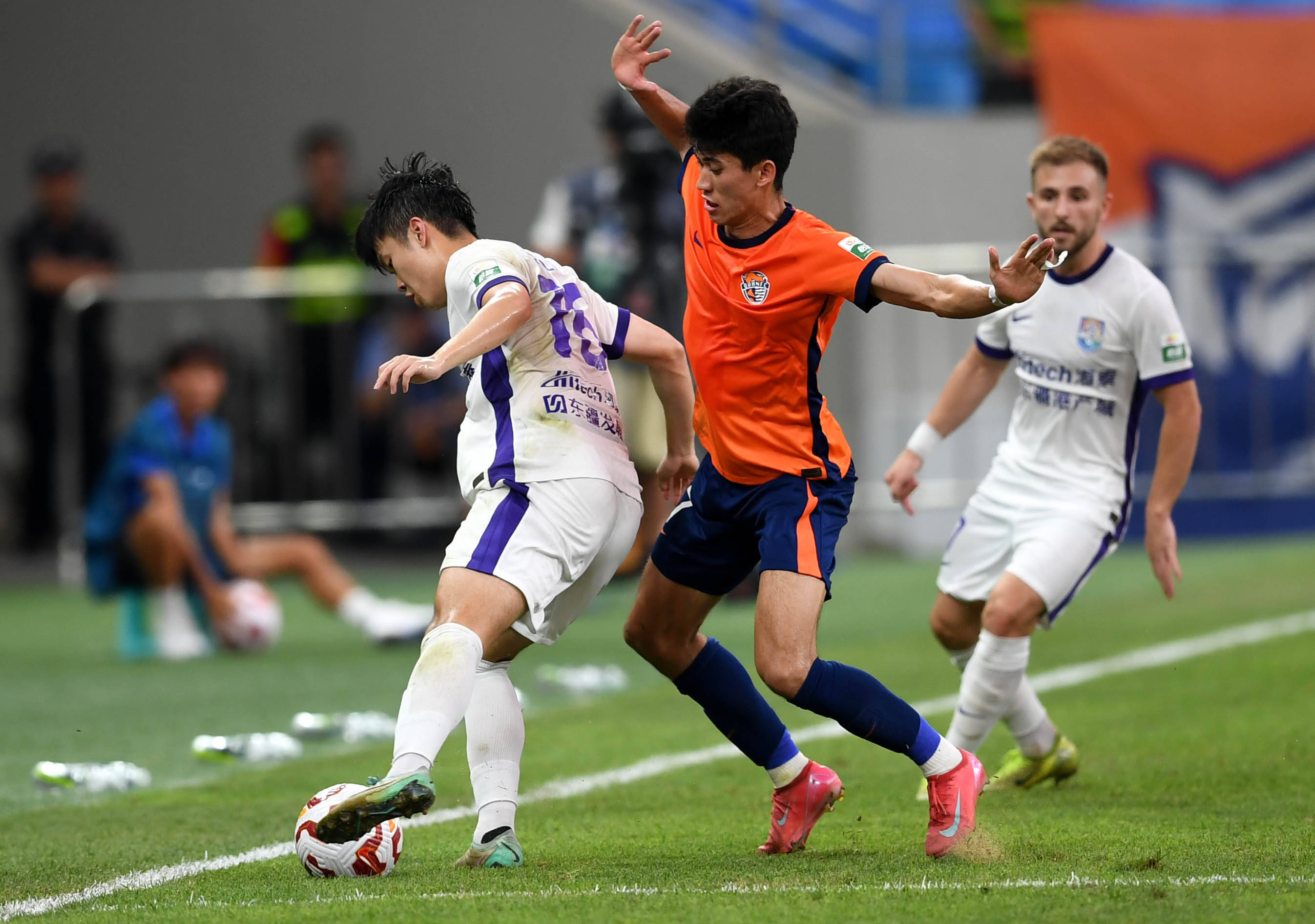 功奠定了基 功奠定了基